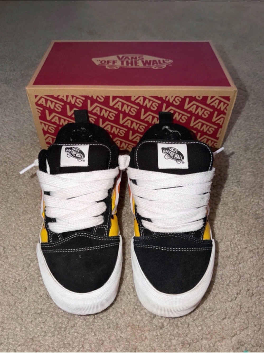 Vans Kids Knu skool size 6